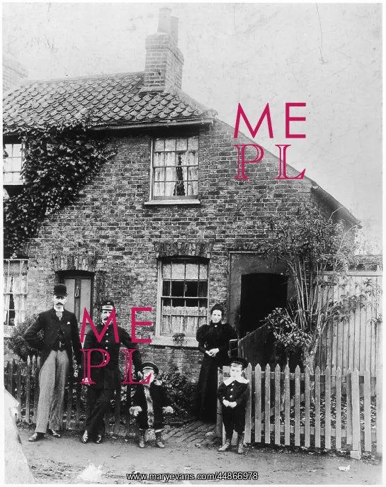 : FAMILY OUTSIDE HOUSE : FAMILY OUTSIDE HOUSE