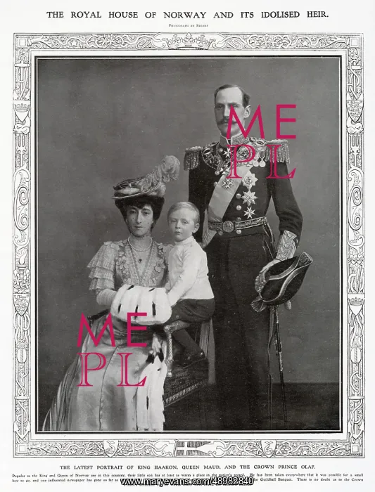  : Family photograph Haakon VII, Maud of Wales & Prince Olaf