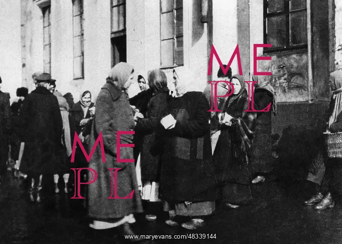 : Famine in Moscow, 1921 / 22 : Famine in Moscow, 1921 / 22