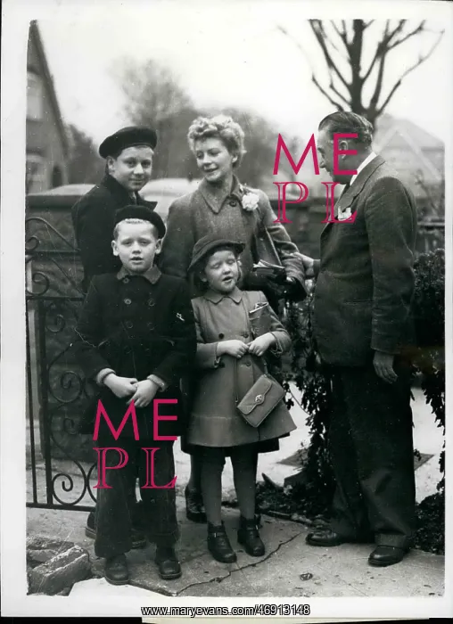 : Famous People's Families : Famous People's Families