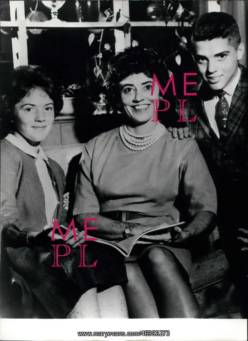  : Famous People's Families
