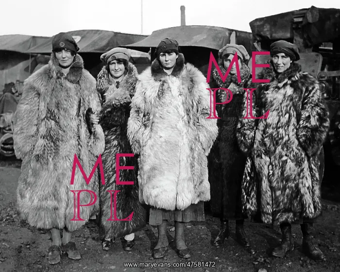 : FANY drivers in fur coats, Western Front, WW1 : FANY drivers in fur coats, Western Front, WW1