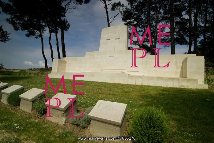  : Farm CWGC below Chunuk Bair