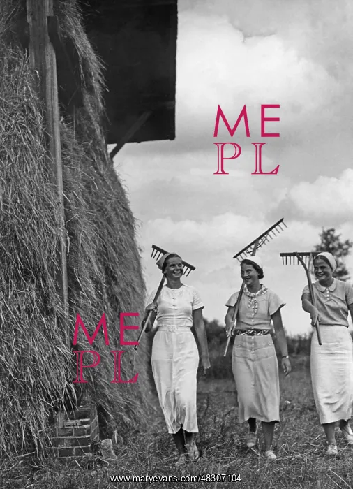 : Farm work in Germany, 1930s : Farm work in Germany, 1930s