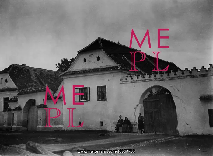 : A farmhouse in Prejmer, 1930 : A farmhouse in Prejmer, 1930