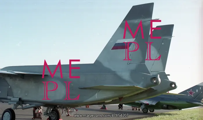 : Farnborough 92 - Yak-141 - White 141 : Farnborough 92 - Yak-141 - White 141