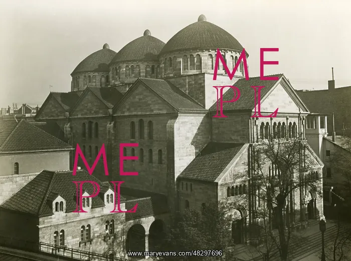 : Fasanenstrasse Synagogue in Berlin, 1914 : Fasanenstrasse Synagogue in Berlin, 1914