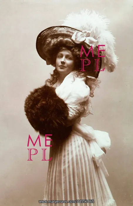 : Fashion. Portrait of a young woman wearing a hat : Fashion. Portrait of a young woman wearing a hat