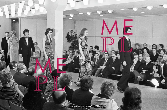 : Fashion show, 1973 : Fashion show, 1973