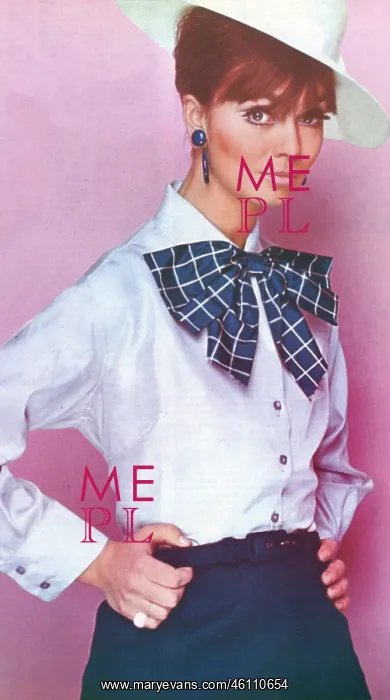 : Fashion trends Advertisement : Fashion trends Advertisement