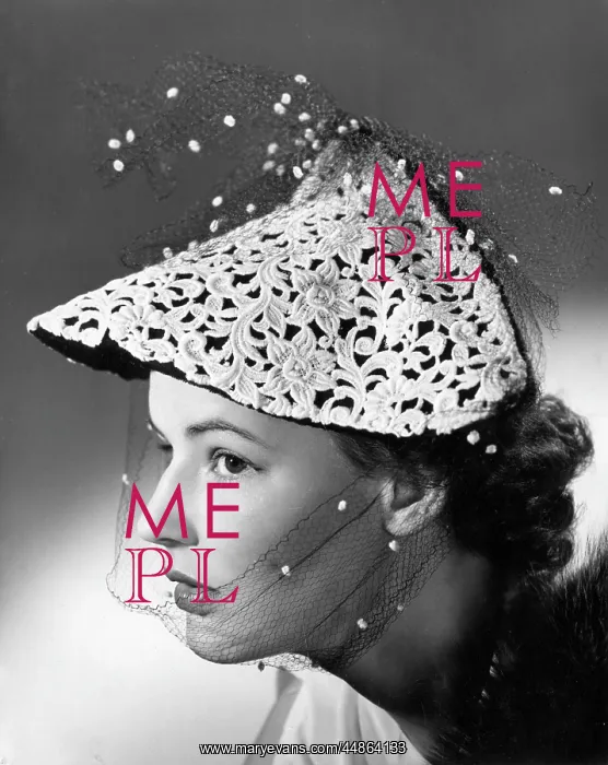 : Fashionable 1950s Hat : Fashionable 1950s Hat