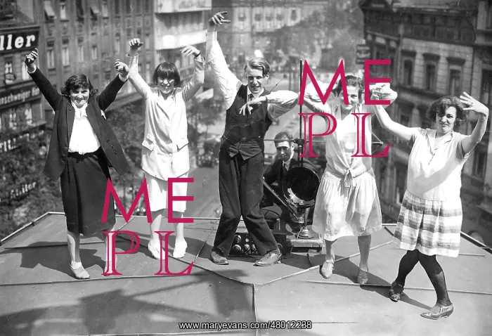 : Fashionable dance, 1926 : Fashionable dance, 1926