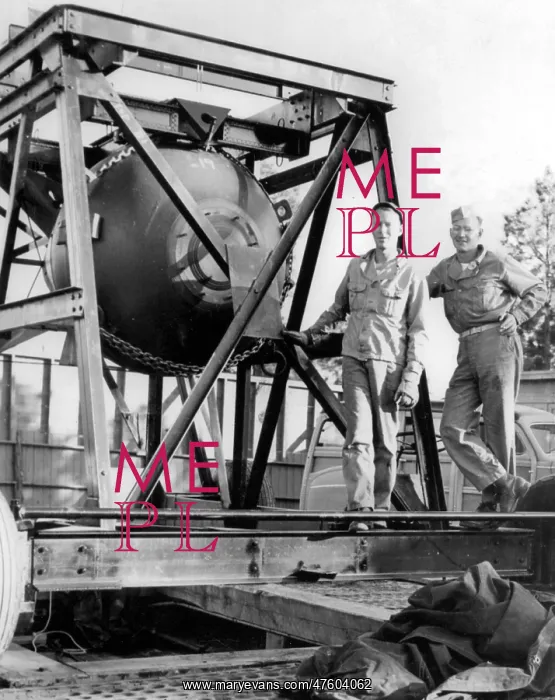 : Fat Man Shake Test, Manhattan Project : Fat Man Shake Test, Manhattan Project