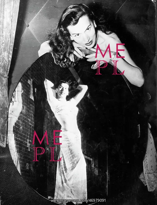 : Favourite dancer of King Farouk in Munich night club : Favourite dancer of King Farouk in Munich night club