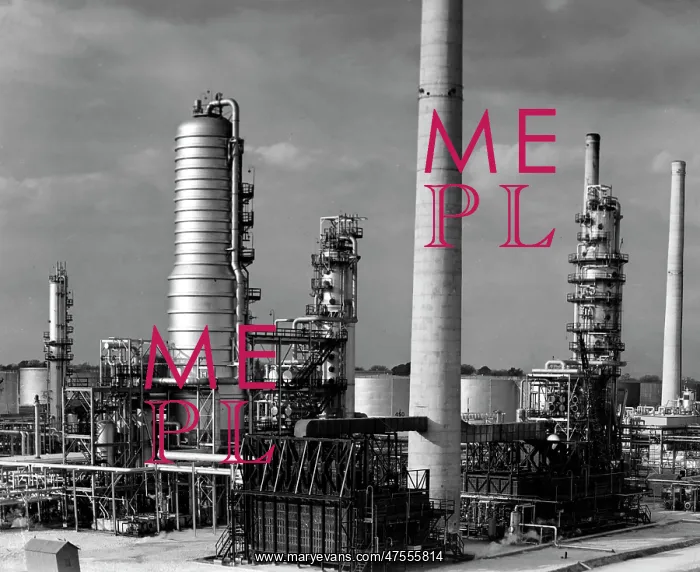 : Fawley Oil Refinery : Fawley Oil Refinery