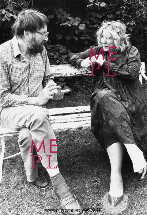 : Fay Weldon with John Fowles : Fay Weldon with John Fowles