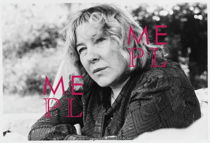 : FAY WELDON - NOVELIST : FAY WELDON - NOVELIST