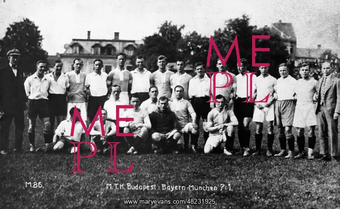 : FC Bayern Munich - MTK Budapest 7:1 : FC Bayern Munich - MTK Budapest 7:1
