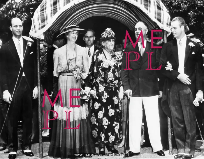 : FDR Presidency. From left: James Roosevelt, ? : FDR Presidency. From left: James Roosevelt, ?