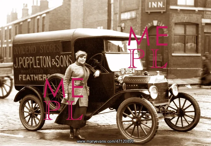  : Featherstone delivery van early 1900s