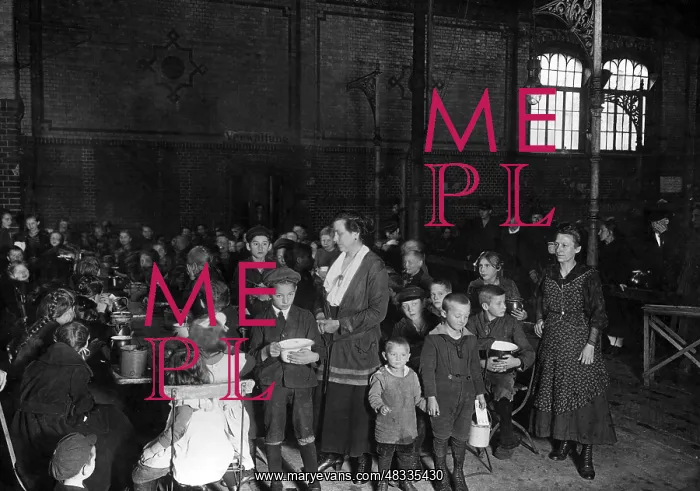 : Feeding of children, 1923 : Feeding of children, 1923