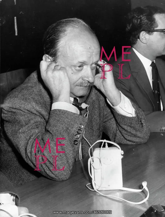 : Felix Von Eckardt : Felix Von Eckardt