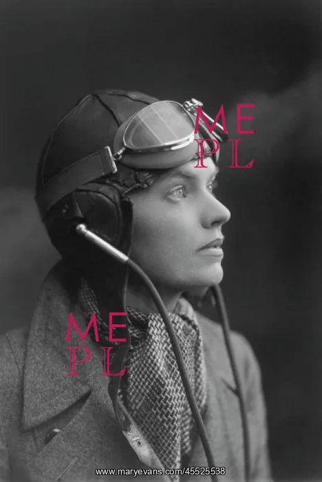  : Female Aviator