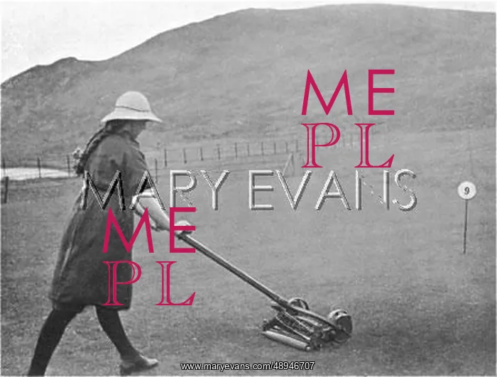 : A female greenkeeper at Argyllshire : A female greenkeeper at Argyllshire