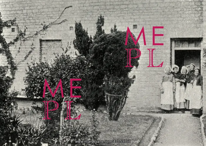 : Female inmates at Oundle workhouse : Female inmates at Oundle workhouse