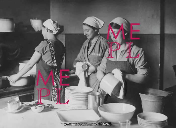 : Female labor service, 1934 : Female labor service, 1934