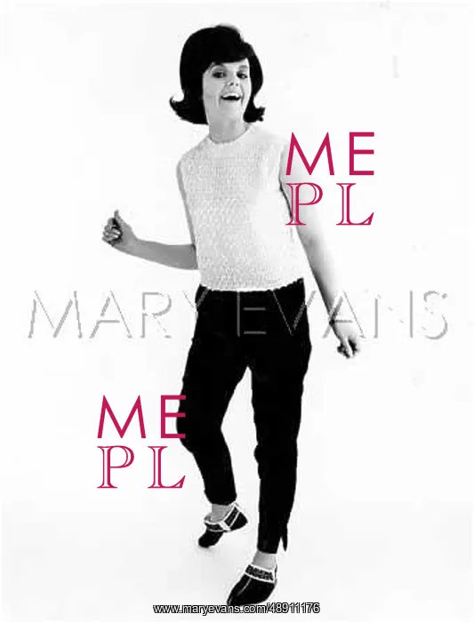  : FEMALE MODEL