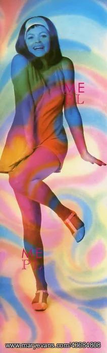 : Female model in dynamic pose : Female model in dynamic pose