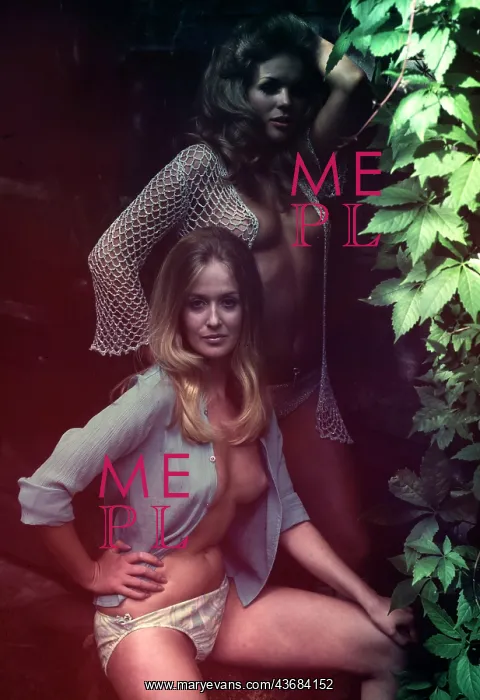 : Two female models in skimpy clothes : Two female models in skimpy clothes