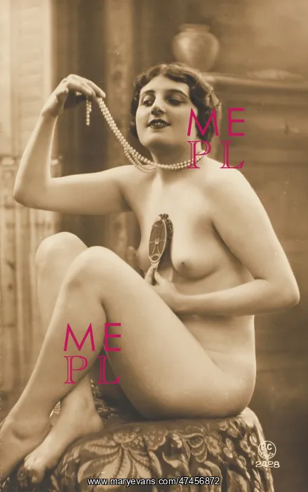 : FEMALE NUDE WITH MIRROR : FEMALE NUDE WITH MIRROR