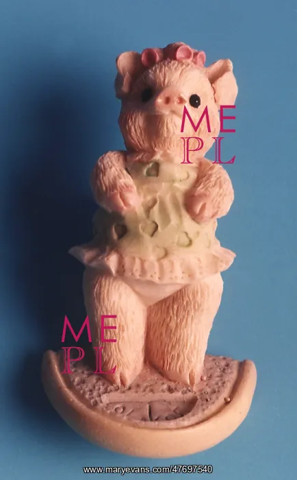  : Female Piglet Standing