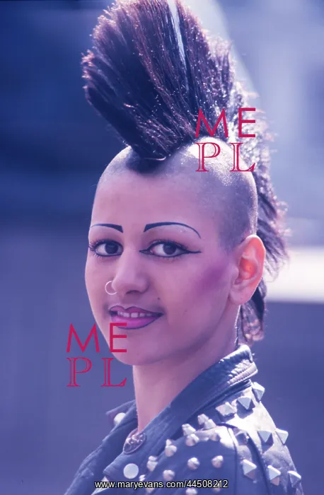  : Female Punk in 1980s