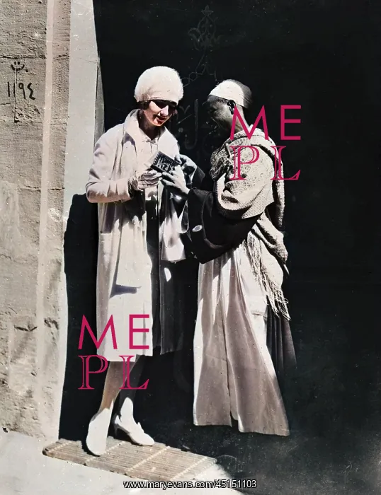: FEMALE TOURIST IN EGYPT : FEMALE TOURIST IN EGYPT