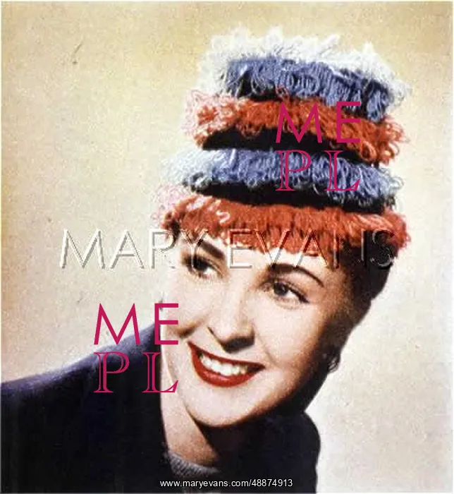 : FEMALE TYPE / FEZ HAT 1946 : FEMALE TYPE / FEZ HAT 1946