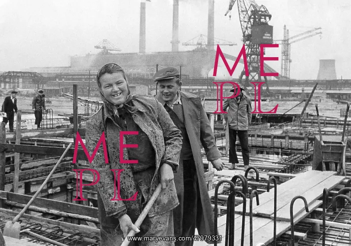 : Female worker in the DDR : Female worker in the DDR