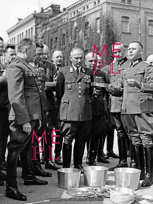: Ferdinand Catlos in Berlin, 1940 : Ferdinand Catlos in Berlin, 1940
