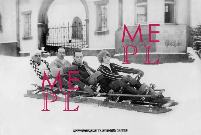 : Fern Andra sledding, 1919 : Fern Andra sledding, 1919