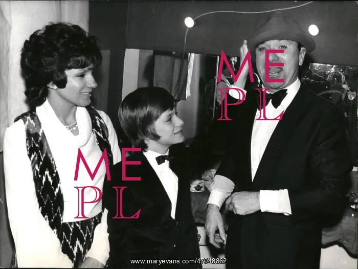 : Fernand Reynaud, comedian, in Olympia show, Paris : Fernand Reynaud, comedian, in Olympia show, Paris