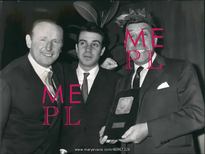 : Fernandel and Bourvil win comedy film prize : Fernandel and Bourvil win comedy film prize