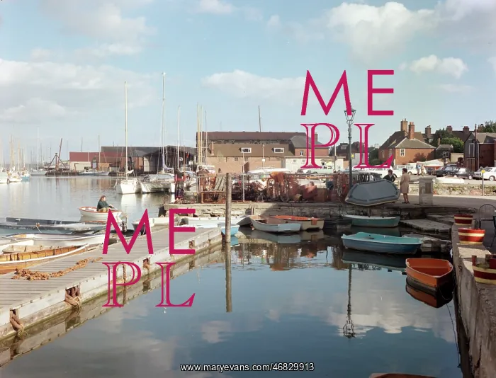 : The ferry slip, Lymington : The ferry slip, Lymington