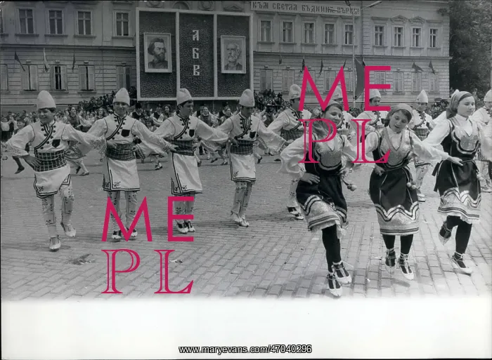 : Festive parade with folk dancers in Sofia, Bulgaria : Festive parade with folk dancers in Sofia, Bulgaria