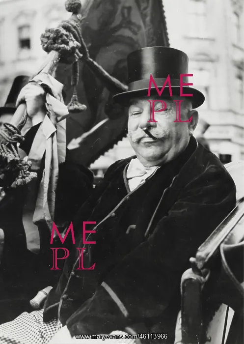 : A Fiaker with beard and top hat. About 1960. Photograph : A Fiaker with beard and top hat. About 1960. Photograph