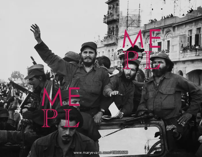 : Fidel Castro, with his fellow revolutionaries : Fidel Castro, with his fellow revolutionaries