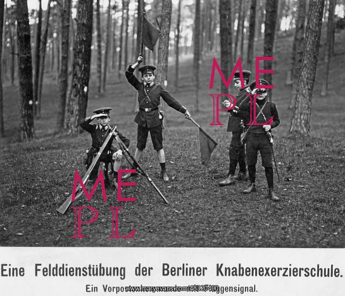: Field exercise of the Knabenexerzierschule : Field exercise of the Knabenexerzierschule