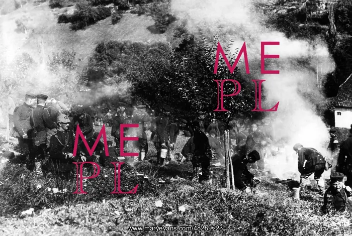 : Field kitchen, around 1910 : Field kitchen, around 1910