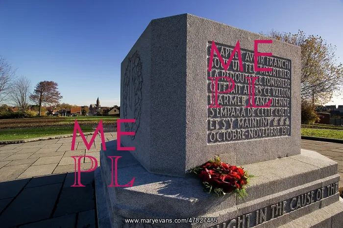 : Fields of Battle - Ypres : Fields of Battle - Ypres